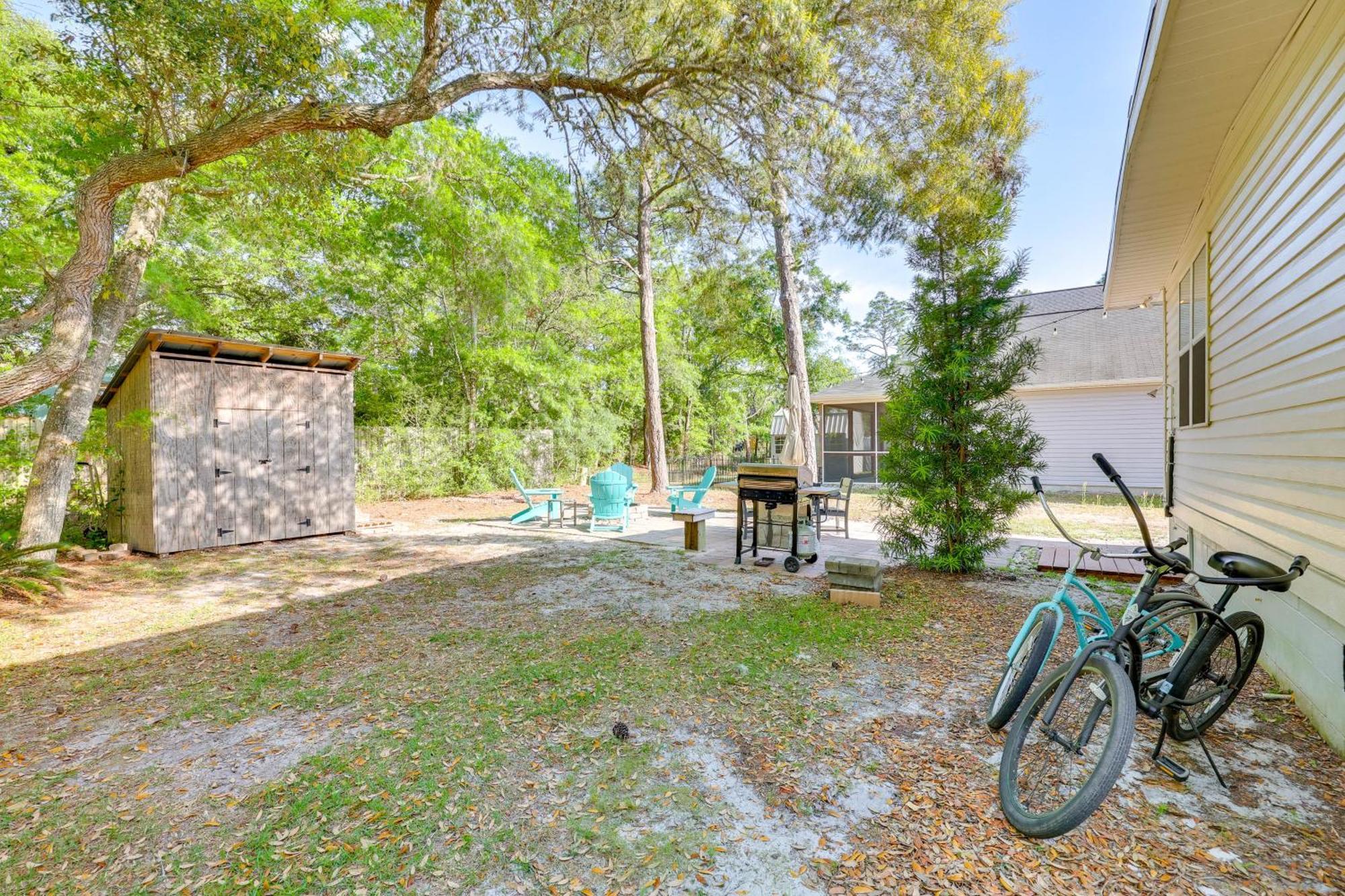Modern Oak Island Escape 1 Mile To Long Beach! Exterior photo
