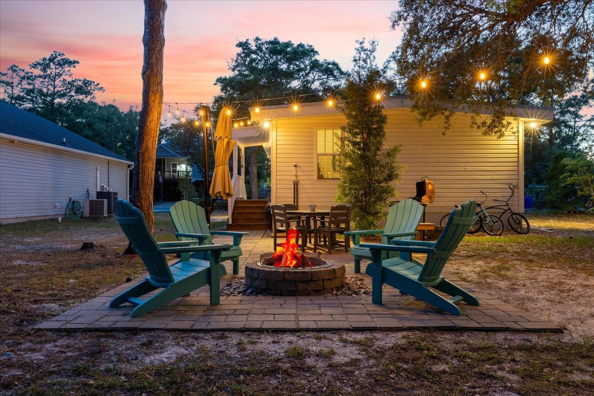 Modern Oak Island Escape 1 Mile To Long Beach! Exterior photo